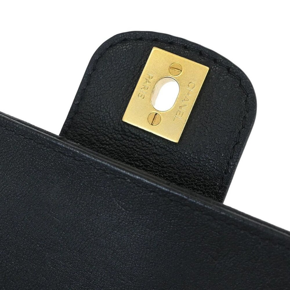 Chanel Black Calfskin Shoulder Bag 194309 - Picture 9 of 10
